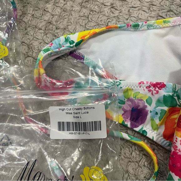 BNWOT - HEAVY MANNERS - Bikini Set - Picture 6 of 8